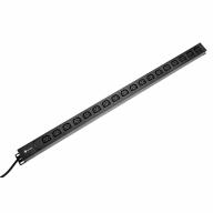 PDU vertical 18 prises C13 avec voyant lumineux Lg 3m