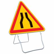 Panneau temp AK3 700 Cl.2 "Chaussée rétrécie" + PL