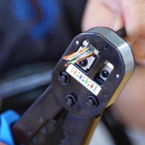 Pince à sertir RJ45 et RJ11/12 2 - Pince