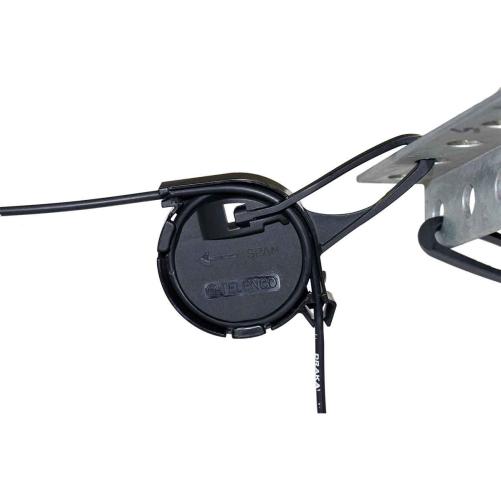 Dispositif de branchement pour c - Pince d'ancrage et suspension fibre optique