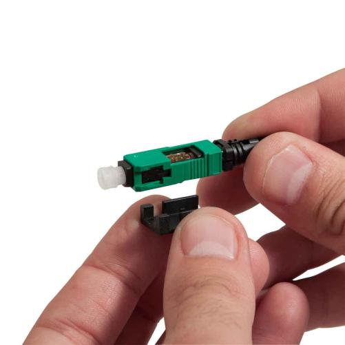 Connecteur montable sur site 0,9 - Raccords optique